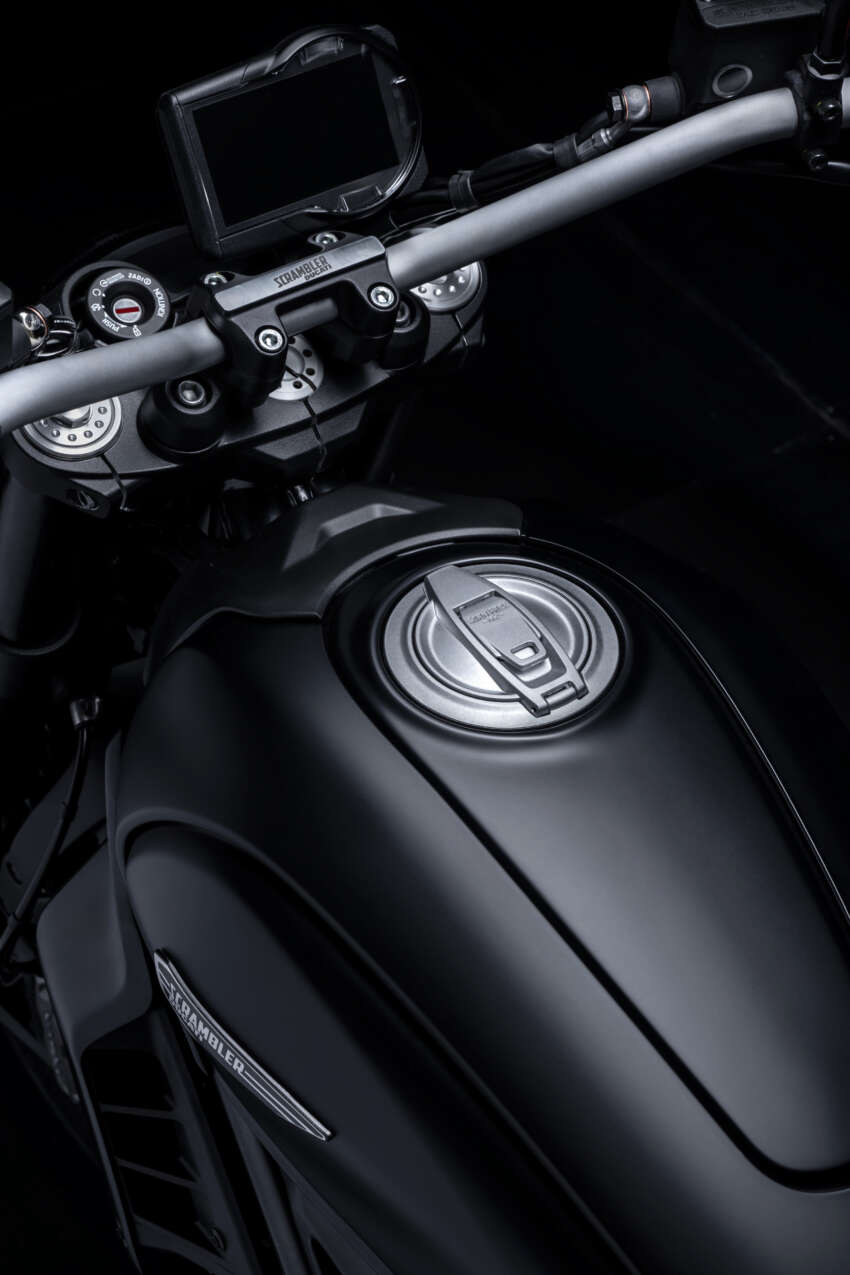 2025 Ducati Scrambler Icon Dark, Full Throttle revealed 1829381