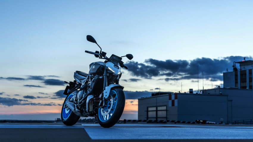 Yamaha MT-07 2025 didedah – rupa baru, kini dengan mod tunggangan, TC, fork USD, pilihan gear automatik 1839873
