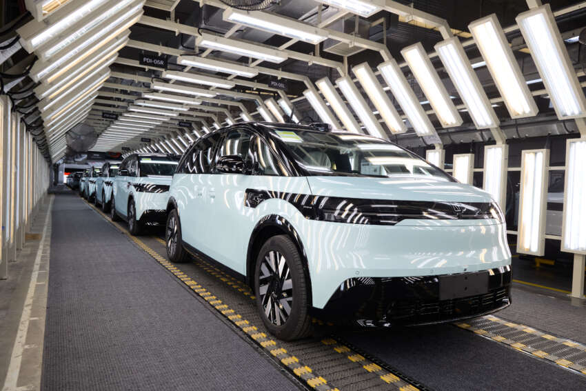 Zeekr Mix dilancarkan di China – MPV EV lima tempat duduk dengan tiga pintu lungsur, jarak gerak 702 km 1838927