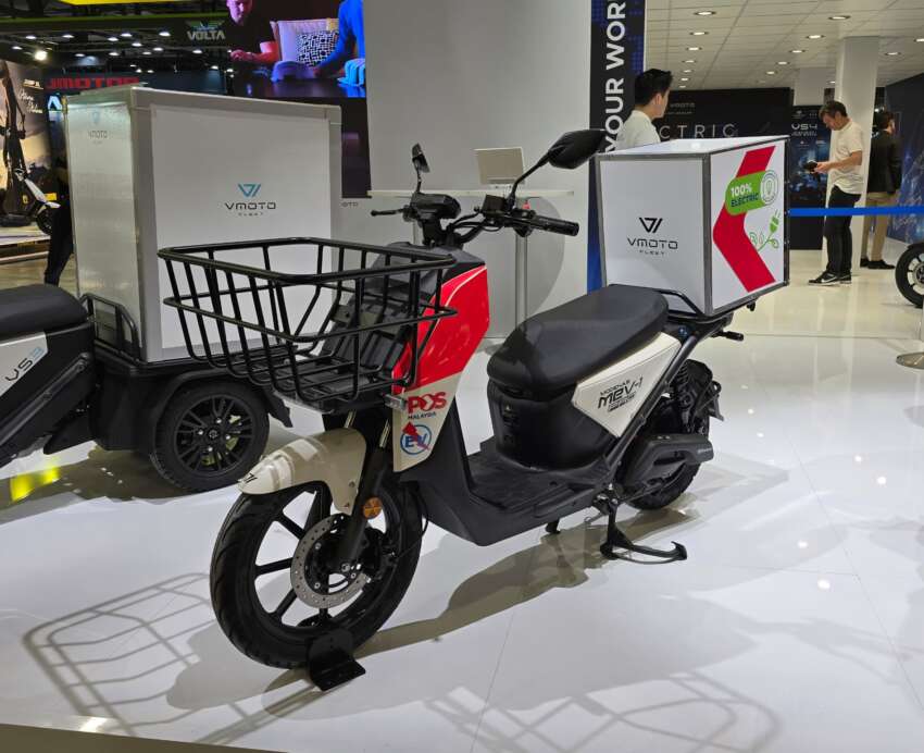 Modenas flies Malaysian flag at EICMA with MEV-1 Pro 1846011