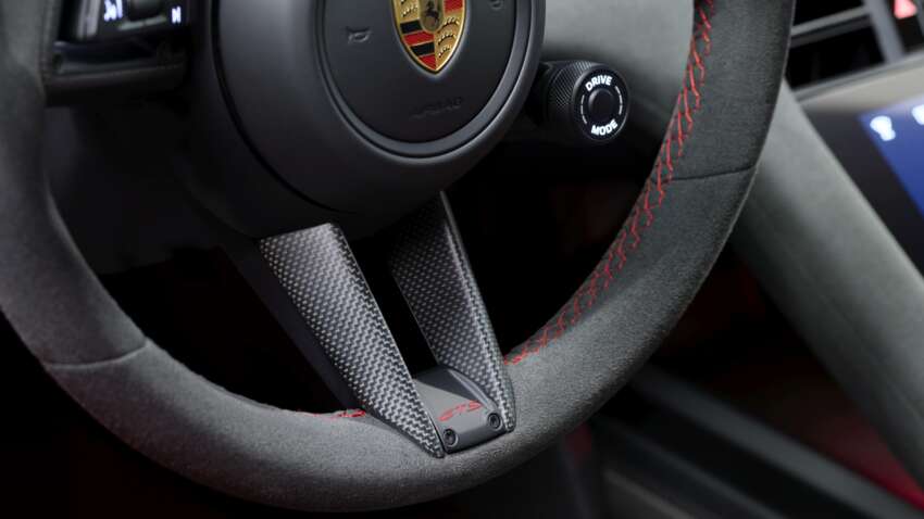 2025 Porsche Taycan GTS, GTS Sport Turismo facelift – 700 PS, 0-100 km/h in 3.3 s, 628 km range WLTP 1848484