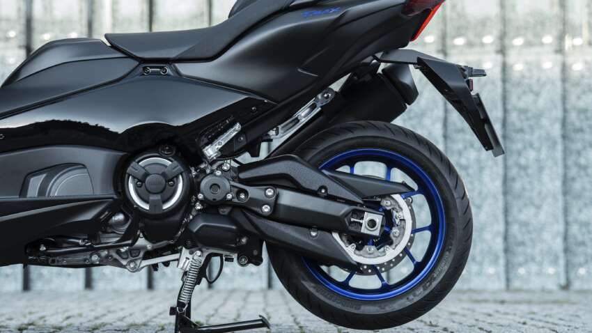 2025 Yamaha TMax Tech Max updated – Euro 5+, cornering ABS, facelift & new headlights for front end 1843688