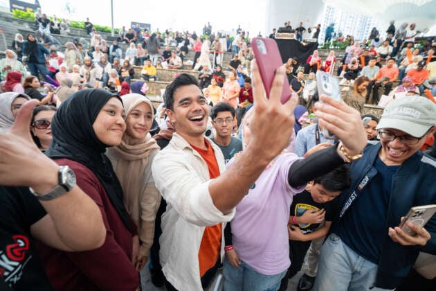 BHPetrol held ‘Alif Satar & The Locos’ mini concert for 500 loyalty eCard members, meet and greet session