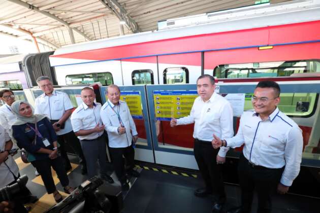 11 stesen monorel dinaiktaraf termasuk ada Pintu Platform Automatik, melibatkan kos RM16.81 juta