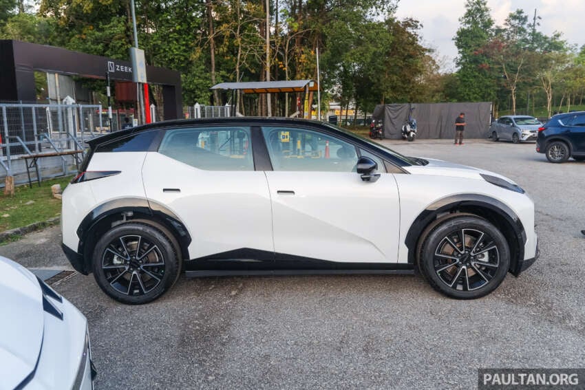 Zeekr X EV launched in Malaysia – Premium RWD, Flagship AWD; up to 440 km range; RM156k to RM173k 1861341