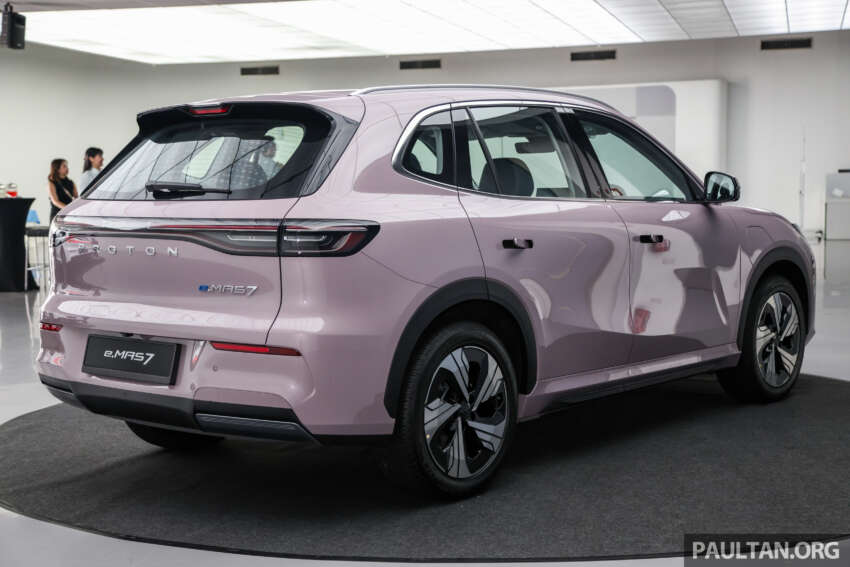 Proton eMas 7 EV 2025 rasmi dilancar – RM110k-RM124k, 218 PS/320 Nm, sehingga 410 km WLTP 1863341