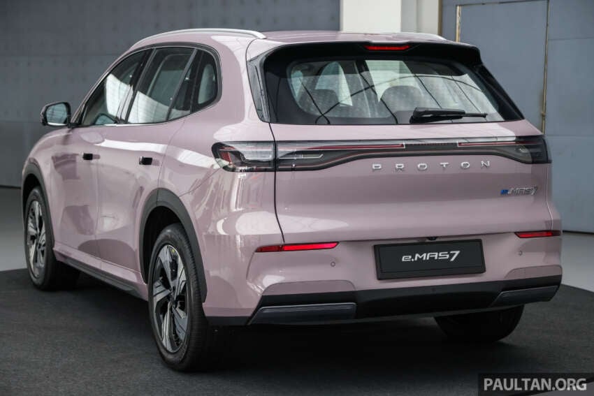 Proton eMas 7 EV 2025 rasmi dilancar – RM110k-RM124k, 218 PS/320 Nm, sehingga 410 km WLTP 1863342