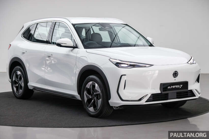 Proton eMas 7 EV 2025 rasmi dilancar – RM110k-RM124k, 218 PS/320 Nm, sehingga 410 km WLTP 1863411