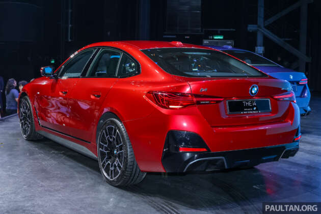 BMW i4 eDrive35 M Sport facelift 2025 dilancarkan di Malaysia – bermula RM295k, lampu belakang laser