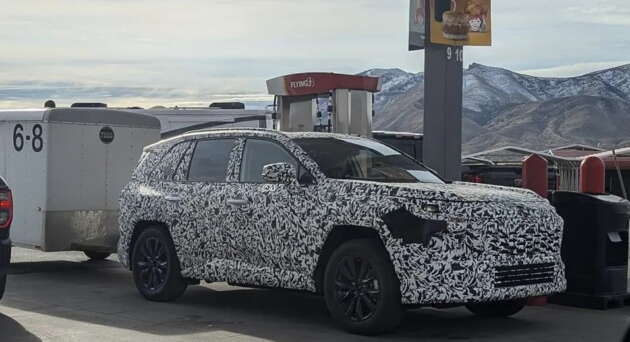 Toyota RAV4 2025 dikatakan mula terlihat – gambar tersebar dengan rekaan berpetak, varian EV, PHEV?