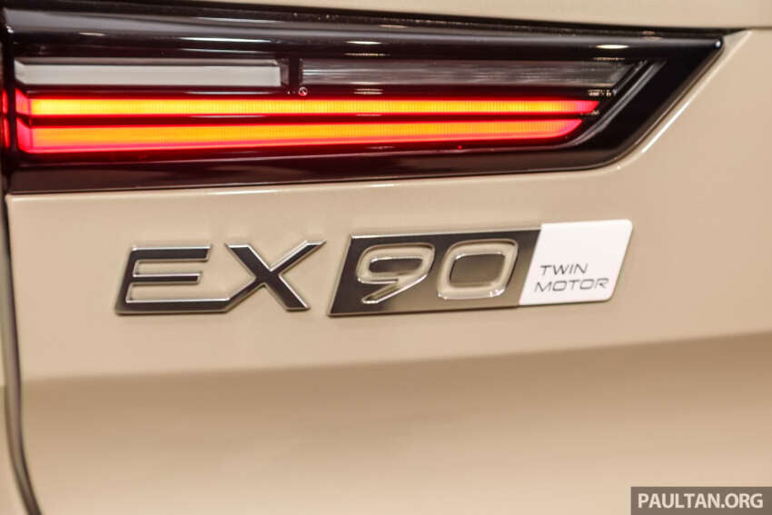 2025 Volvo EX90 and XC90 facelift open for booking – both 590 km EV and PHEV 7-seaters at RM450k est 1890964