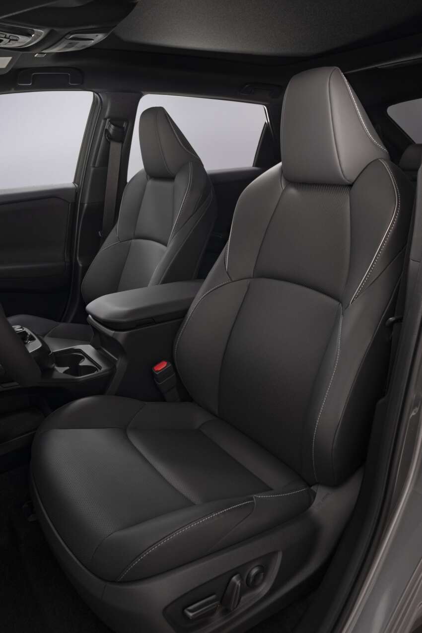 Toyota bZ4X <em>facelift</em> 2025 — SUV EV terima pengecas AC 22 kW, hingga 573 km jarak gerak, lebih kuasa 1890019