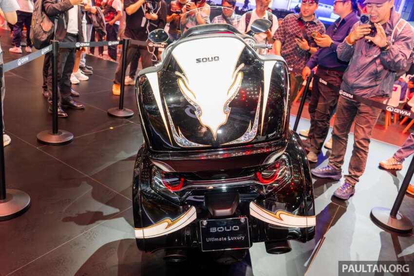 GWM Souo S2000 touring bike in Shanghai – first 8-cyl bike, 8-speed DCT, one-off Cloud Lion sold at RM402k! 1906190