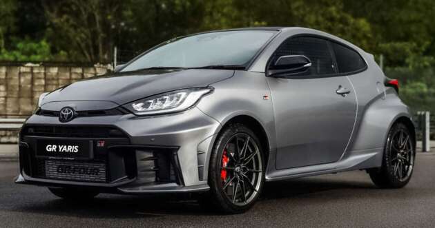Toyota GR Yaris 8AT 2025 kini tiba di Malaysia — 1.6L turbo, 300 PS/400 Nm AWD; harga jual RM325,600