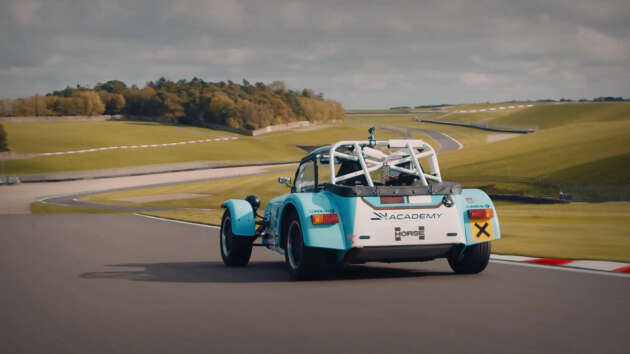 Caterham guna enjin syarikat kerjasama Geely-Renault untuk perlumbaan Caterham Academy bermula 2026