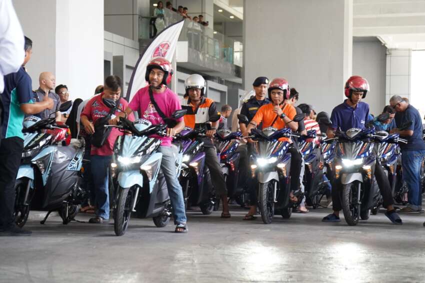 Spanco beri sumbangan 55 unit Yamaha Ego Avantiz kepada mangsa kebocoran gas di Putra Heights 1900021