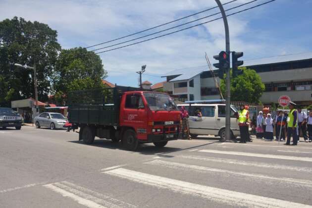 Had laju maksimum di kawasan sekolah akan diwartakan kepada 30 km/j berbanding 50 km/j – Loke