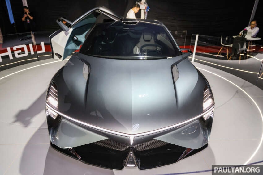 Wuling Light of ASEAN on display at MAS 2025 – concept with gullwing doors inspired by fighter jets 1913234