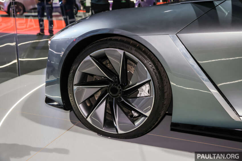 Wuling Light of ASEAN on display at MAS 2025 – concept with gullwing doors inspired by fighter jets 1913237