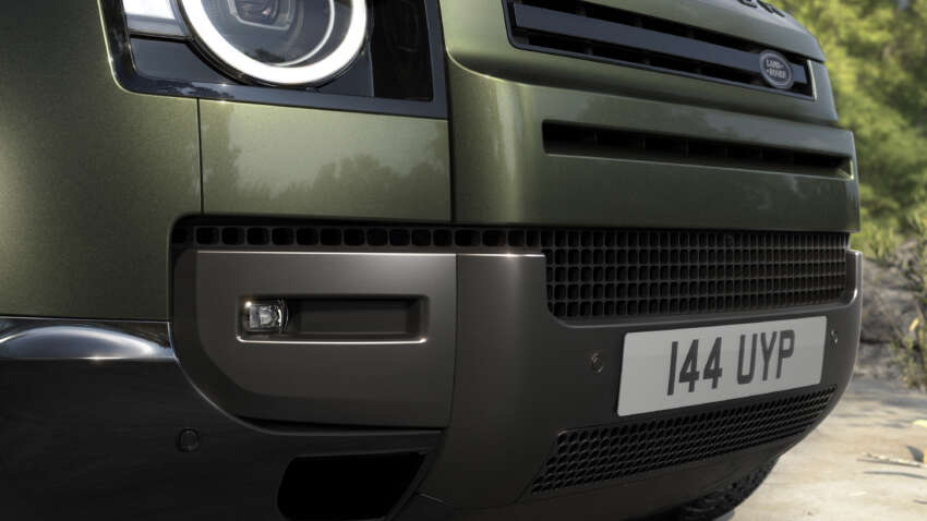 Land Rover Defender dinaik taraf untuk model 2026 1919506