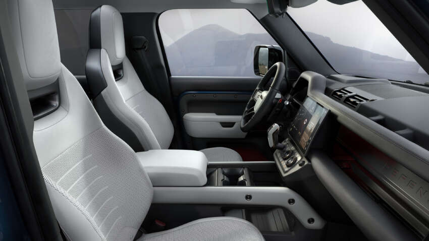 Land Rover Defender dinaik taraf untuk model 2026 1919550