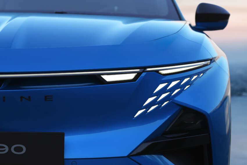 Alpine A390 diperkenalkan — SUV tiga motor dengan kuasa sehingga 470 hp, tork 808 Nm, jarak 555 km 1920053