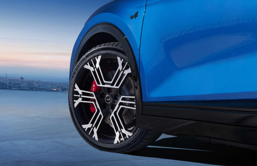 Alpine A390 diperkenalkan — SUV tiga motor dengan kuasa sehingga 470 hp, tork 808 Nm, jarak 555 km 1920045