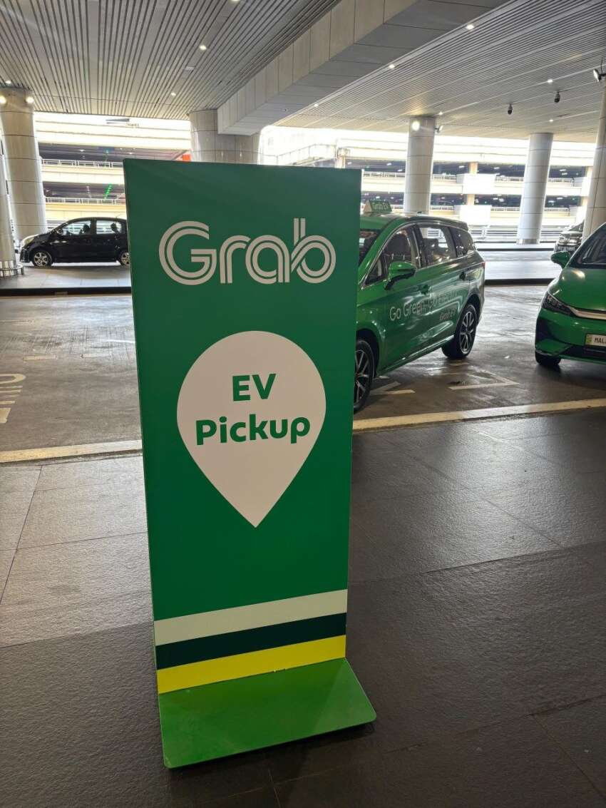 Grab Malaysia lancar perkhidmatan e-hailing EV dari KLIA – guna 10 MPV BYD M6 sebagai permulaan 1931342