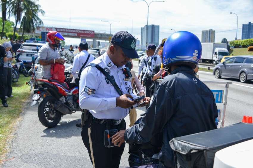Polis PJ guna dron kesan penunggang motosikal yang tidak guna lorong khas – 47 saman dikeluarkan 1925093