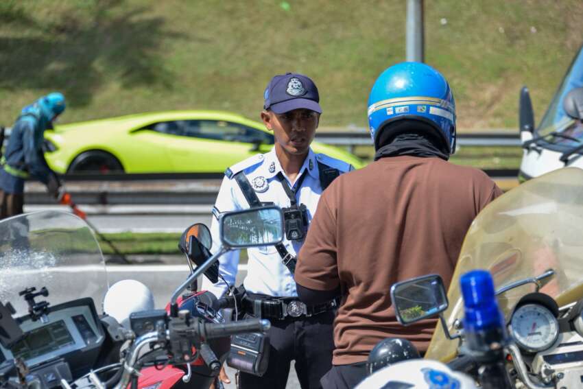 Polis PJ guna dron kesan penunggang motosikal yang tidak guna lorong khas – 47 saman dikeluarkan 1925094