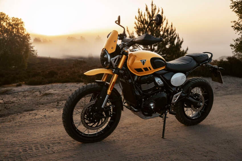 Triumph Scrambler 400 XC didedah – penampilan lebih lasak, rim spoked 19 inci depan dan 17 inci belakang 1938901