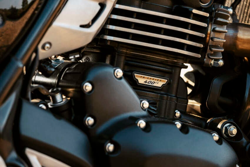 Triumph Scrambler 400 XC didedah – penampilan lebih lasak, rim spoked 19 inci depan dan 17 inci belakang 1938896