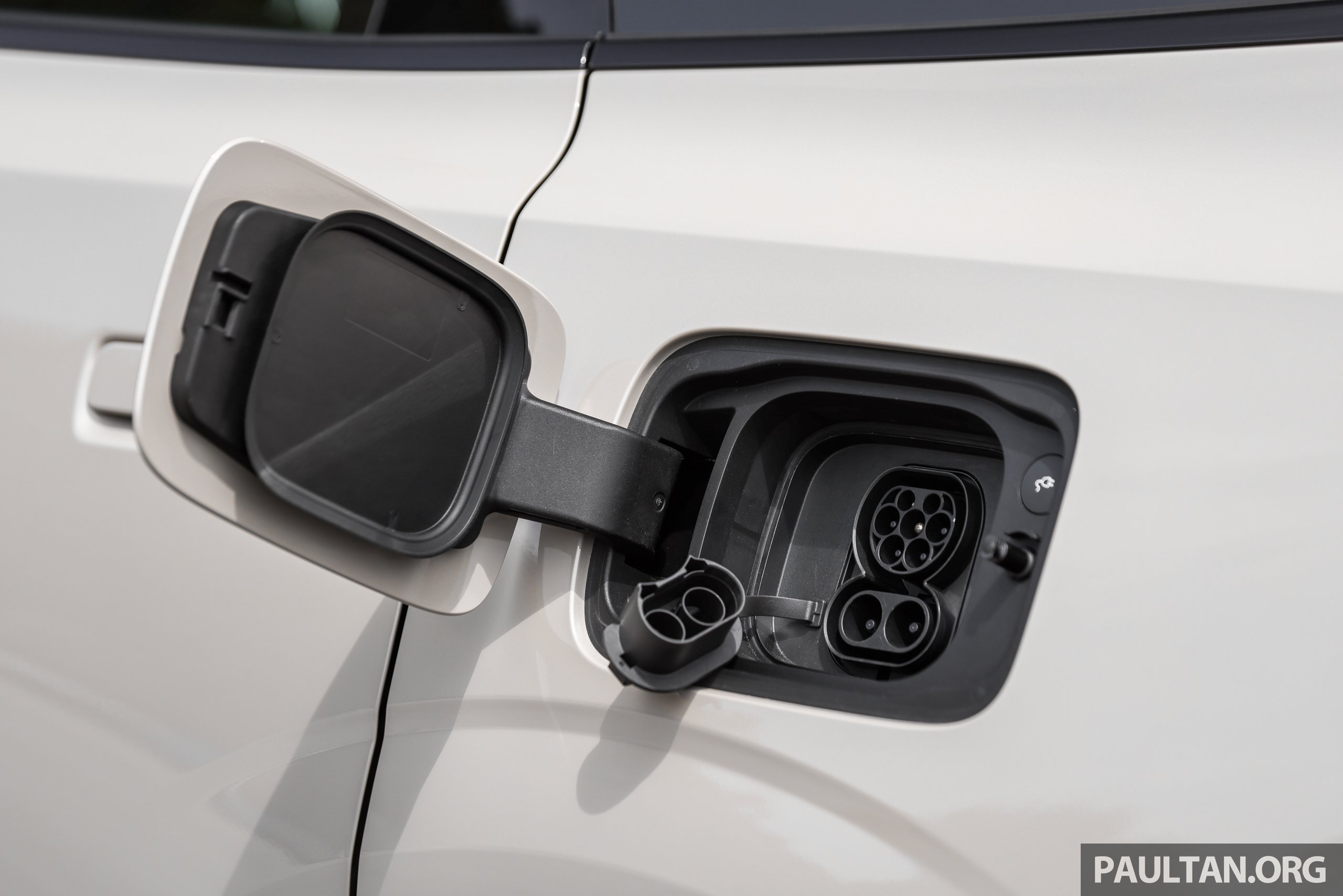 2025_Volvo_EX_90_Twin_Performance_Malaysia_Ext-44 2025_Volvo_EX_90_Twin_Performance_Malaysia_Ext-44