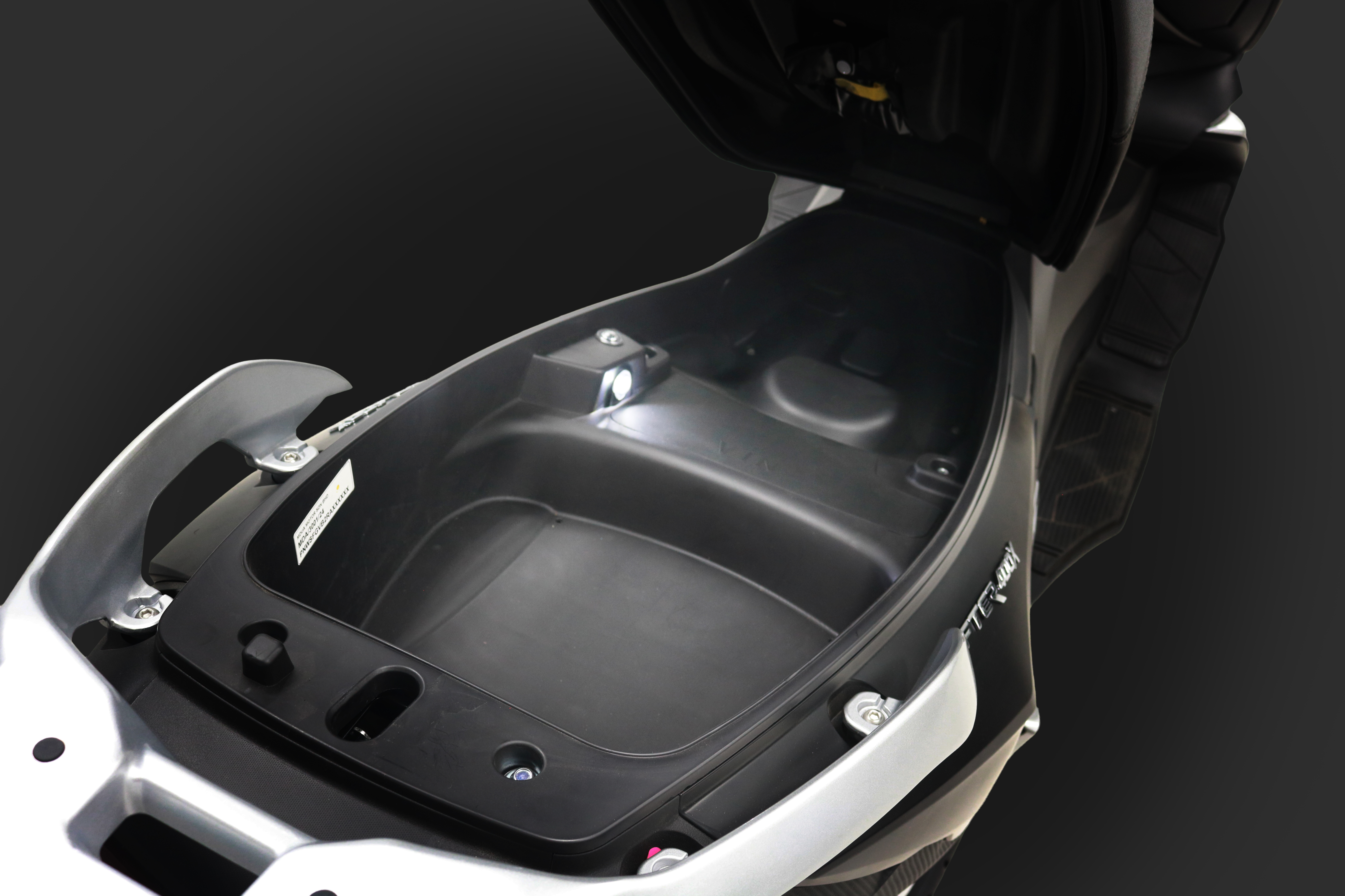 s400x_underseat Storage S400X_UNDERSEAT Storage