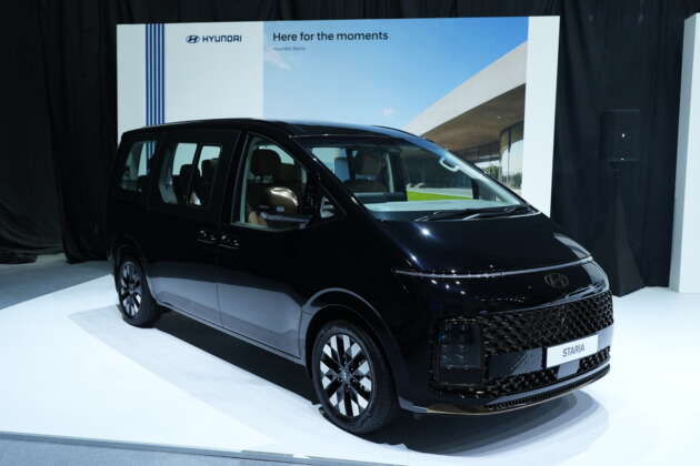 Hyundai STARIA MPV stands out with futuristic design, brass chrome accents, Premium Relaxation seats
