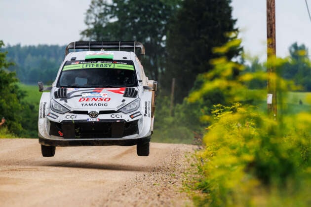 Penampilan sulung Oliver Solberg dengan GR Yaris Rally1 cetus kemenangan ke-100 Toyota dalam WRC!