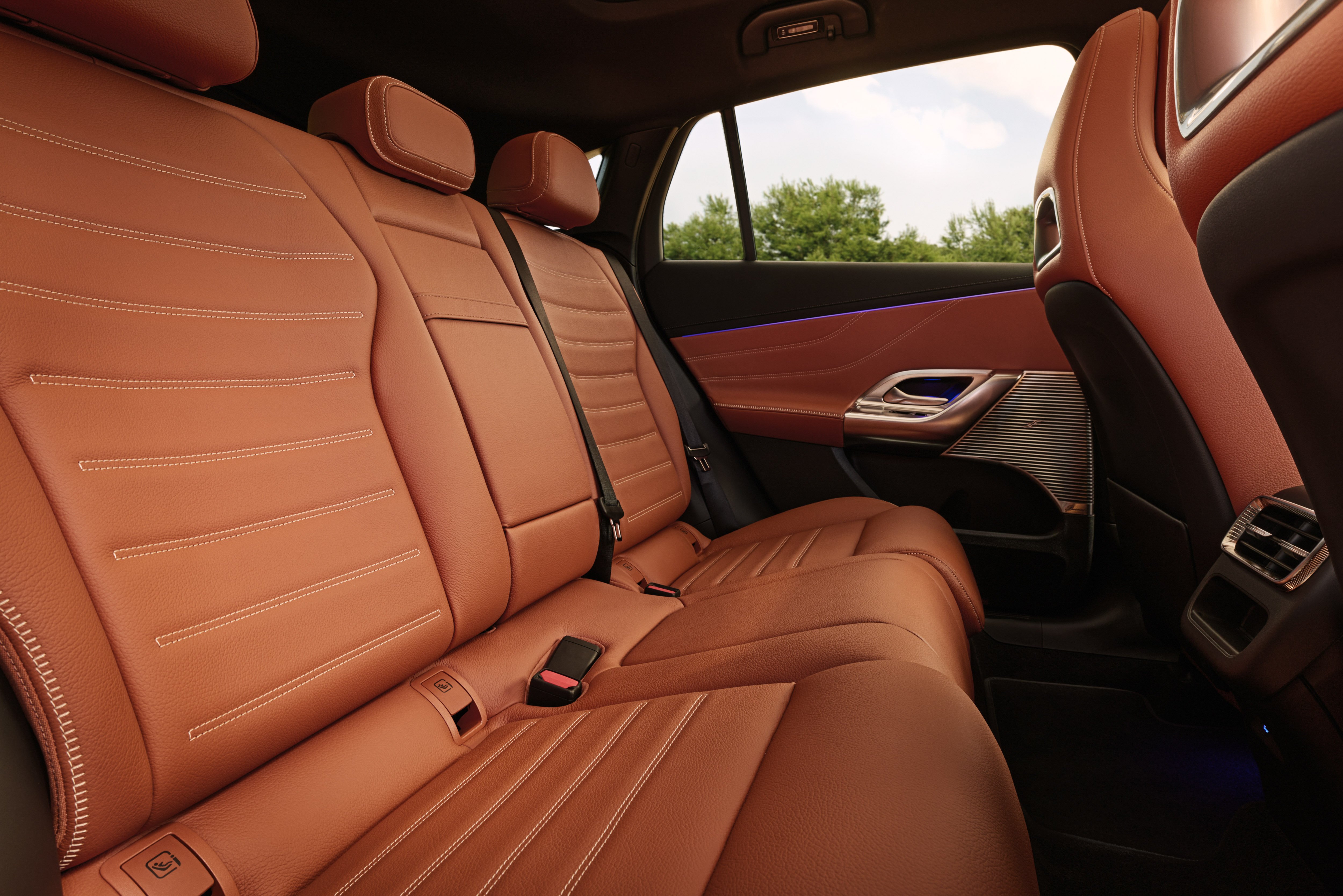 2026 Mercedes-Benz GLC with EQ Technology Debut-22 2026 Mercedes-Benz GLC with EQ Technology Debut-22