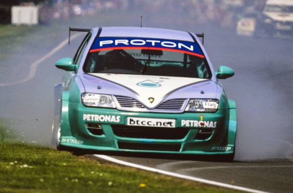 Lima buah kereta lumba Proton Waja BTCC kini sedang dijual di New Zealand, harga bermula RM85k!