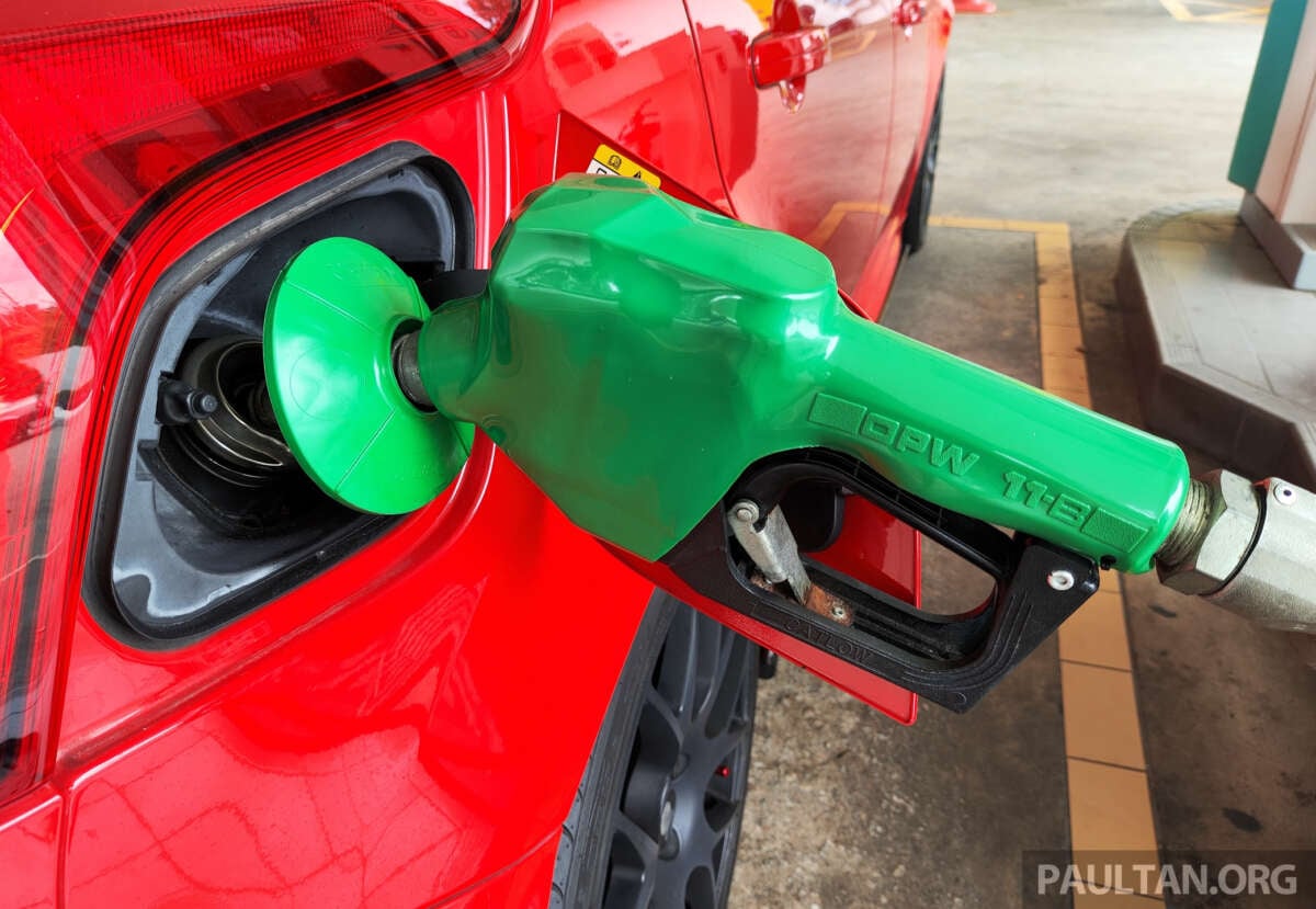 Malaysian fuel prices Sept 2025 week three – up 3 sen; RON97 now RM3.21 per litre, diesel at RM2.93 per litre