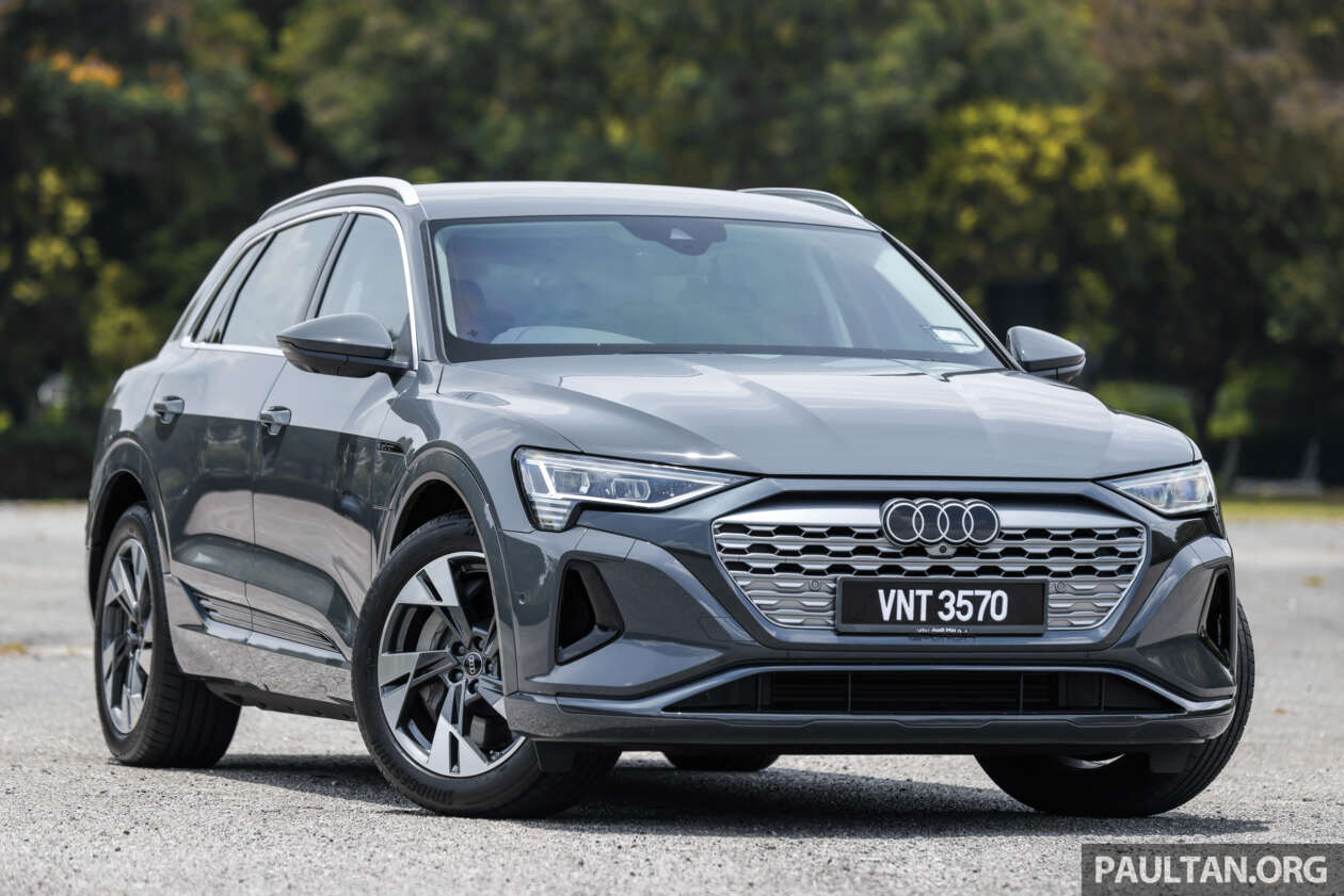 Audi Q8 Advancednull