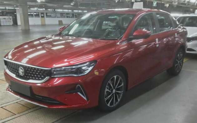 Proton S70 MC1 2026 dilihat — enjin 1.5L i-GT empat-silinder baru; warna Ruby Red, rim dan lampu baru
