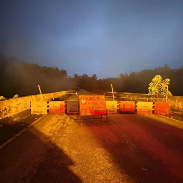 Kereta dipandu seorang lelaki terjatuh dalam gaung di Gua Musang kerana tidak sedari jalan ditutup