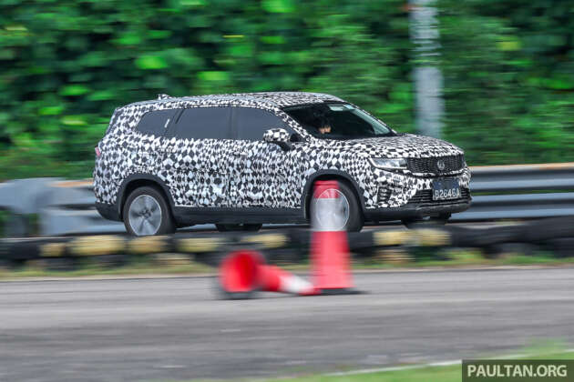 Proton X90 MC1 2026 – brosur tertiris, enjin i-GT 1.5L Turbo 4-silinder 181 PS/290, tiada hibrid 48V, 3 varian