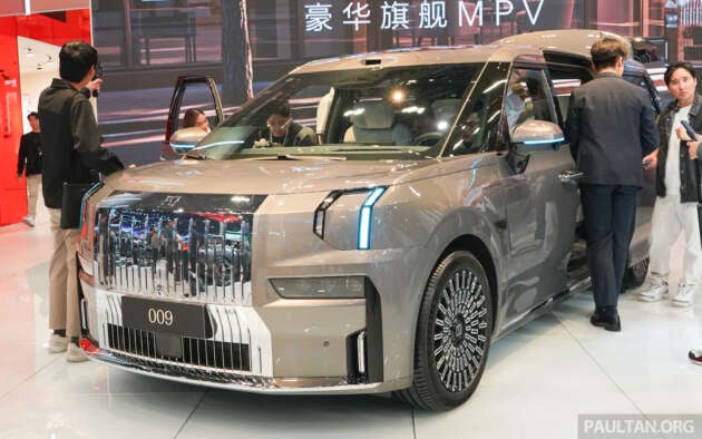 Zeekr 009 facelift muncul di Beijing – sistem 900V baru, tempat duduk boleh pusing, sehingga 925 PS