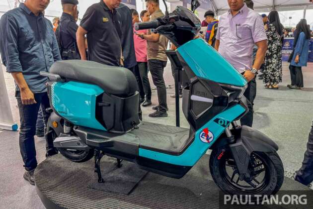 EZI Ray 01 dilancar di Malaysia – skuter elektrik jarak gerak 80 km, laju maksimum 68 km/j, harga RM4,688