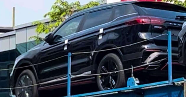 Proton X70 Sport Edition dilihat atas lori penghantar – kit badan, rim hitam, serlahan merah, akan dilancar?