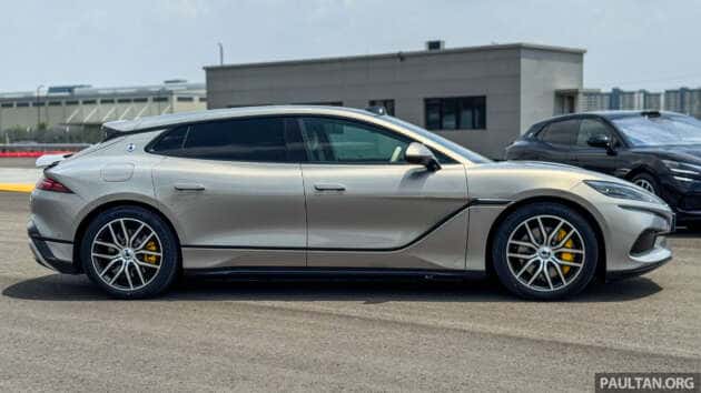 Denza Z9GT EV launched in Malaysia – 1,156 PS and 1,210 Nm, 600 km WLTP, Flash Charging, RM358,800