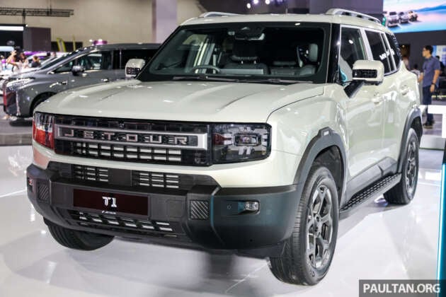 2026 Jetour T1 shown at KLIMS in Malaysian spec – 1.5T 2WD and 2.0T XWD; from RM144k to RM154k est