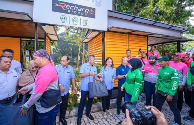 D’Tebing Recharge Rider rest area in KL for p-hailing riders – 24h shelter, surau, toilet, phone charging