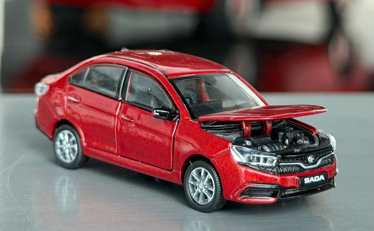 Proton and Sunway Tiny Toys introduce 1:64 scale Saga MC3 and eMas5 diecast models – RM78 each Proton and Sunway Tiny Toys introduce 1:64 scale Saga MC3 and eMas5 diecast models – RM78 each